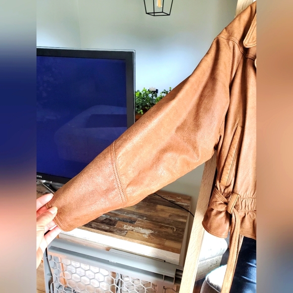 ❌️SOLD❌️ Adventure Bound Vintage Leather Bomber by Wilsons - Picture 6 of 16